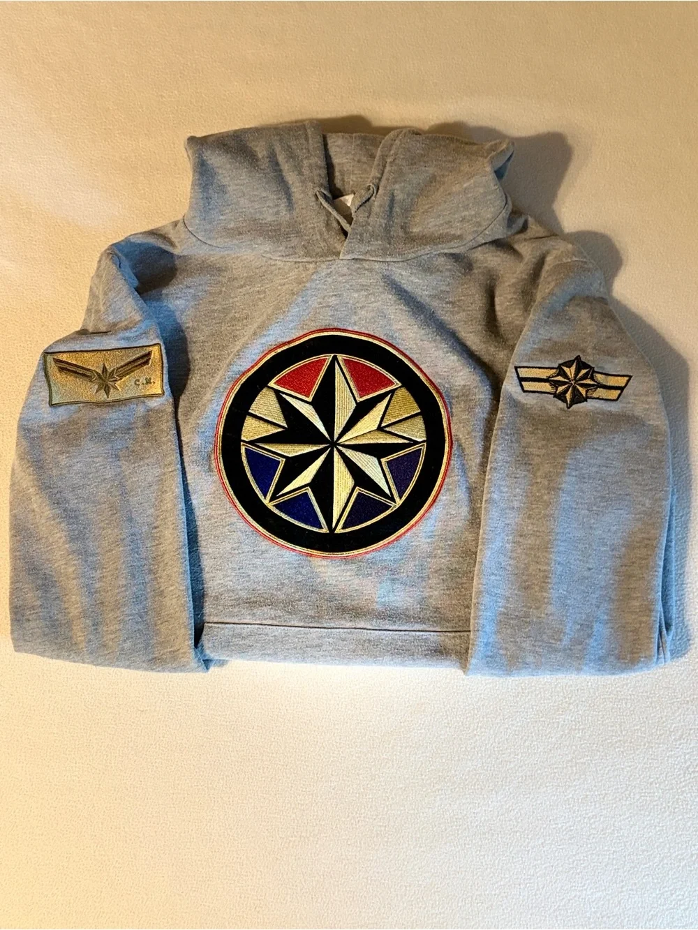 Captain Marvel Gray Crewneck Hoodie with Multicolor Embroidered Star Emblem  Lg - Picture 8 of 8